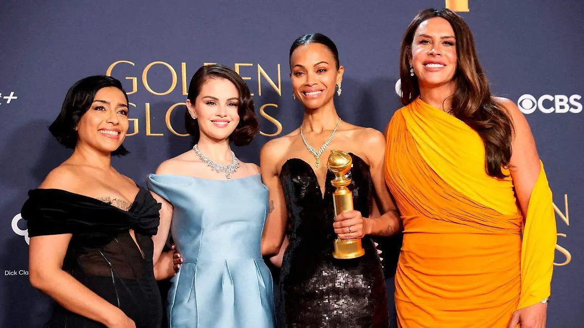 adriana paz, selena gomez, zoe saldana y karla sofia gascon